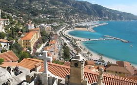 Rue Longue Vista Mare